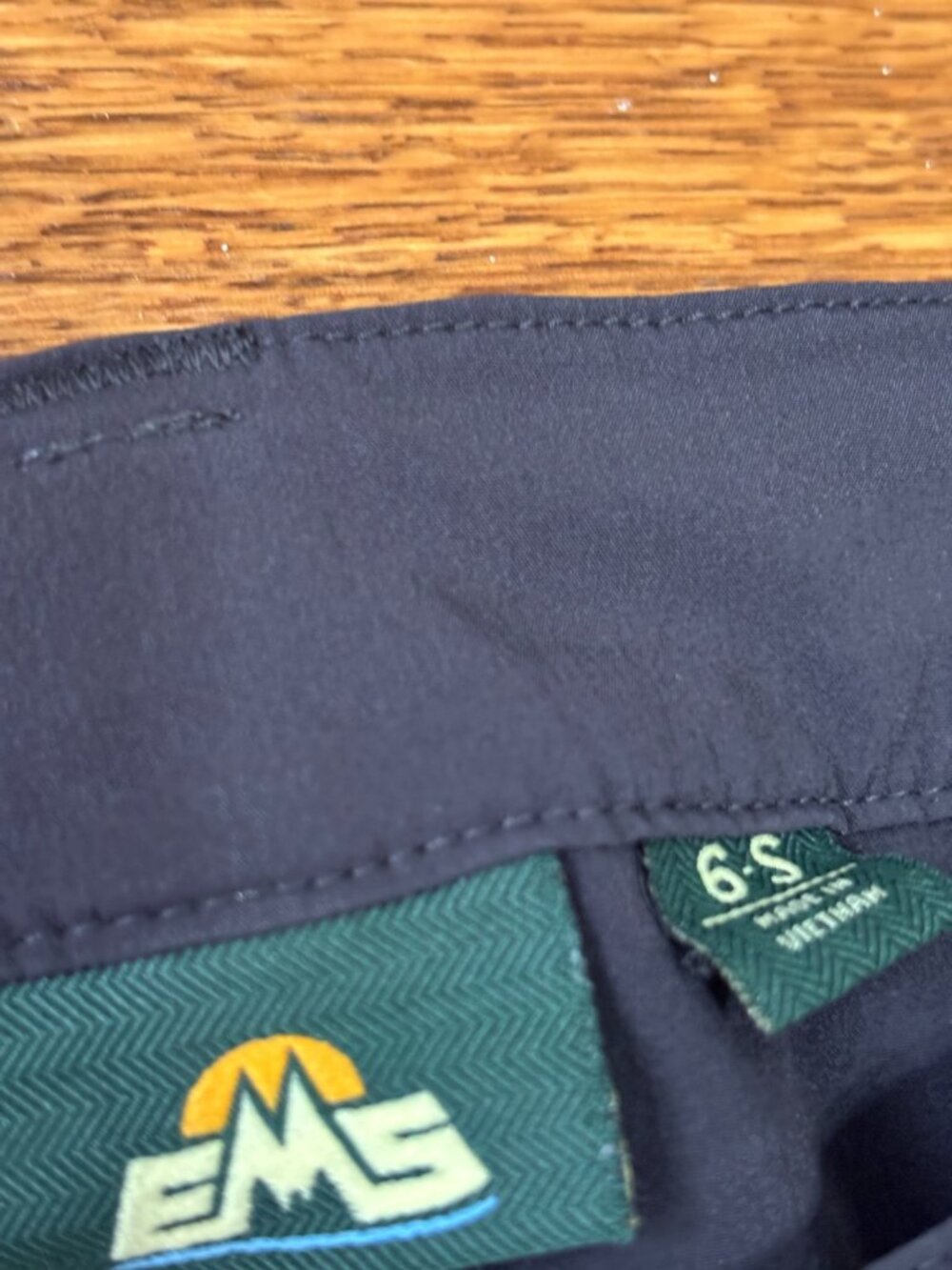 EMS Eastern Mountain Sports Women's Hiking Pants Sz 6p 6 SHORT Gray Lightweight - Picture 4 of 6